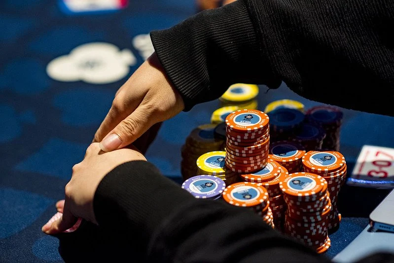 Rahasia Sukses dalam Poker Online